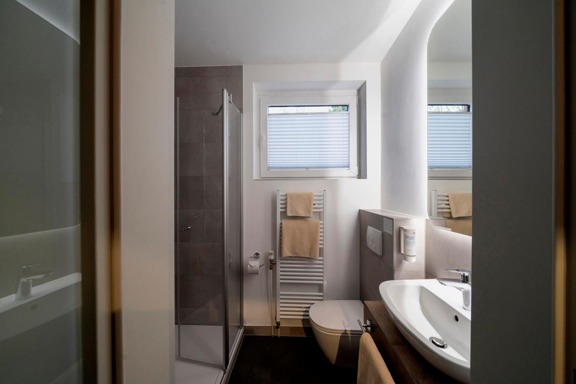 Hotel Zur Post Hemmingen  Exterior photo